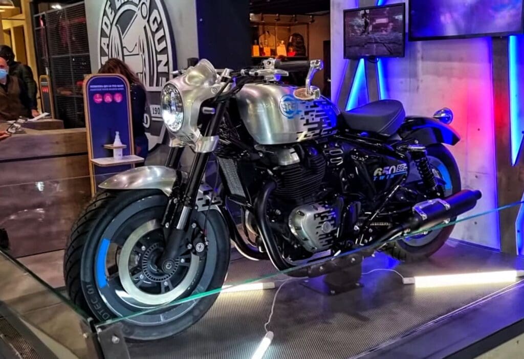 Royal Enfield SG 650 Cruiser Looks Like Terminator On Steroid! 1 Royal Enfield SG 650 Cruiser Looks Like Terminator On Steroid!